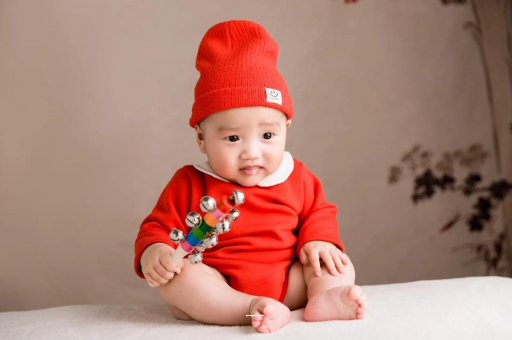 深圳合法供卵试管中心六个月宝宝总是摇头